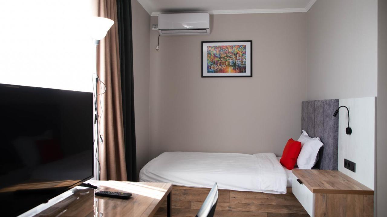 Zodiac Hotel Atyrau Luaran gambar