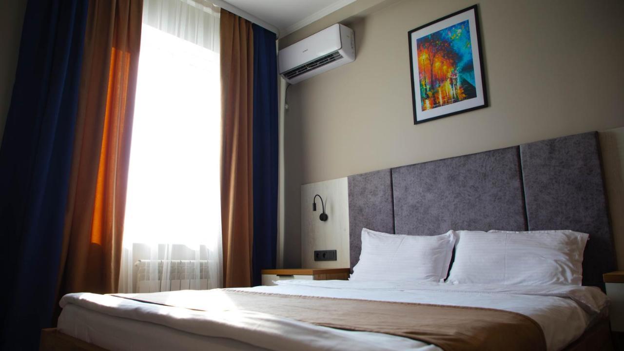 Zodiac Hotel Atyrau Luaran gambar