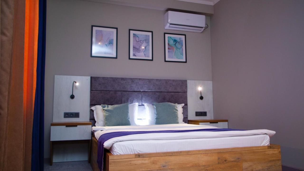 Zodiac Hotel Atyrau Luaran gambar