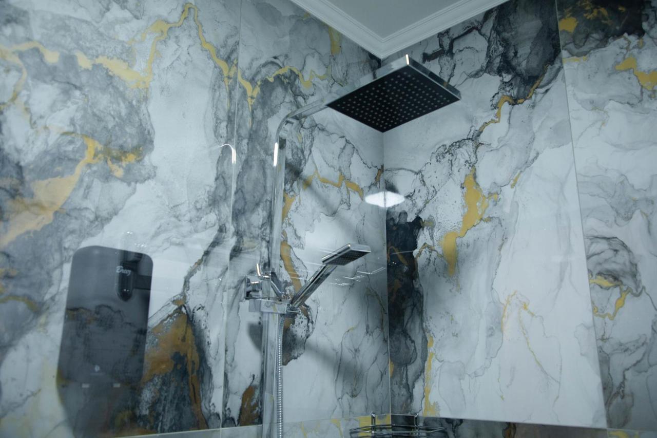 Zodiac Hotel Atyrau Luaran gambar
