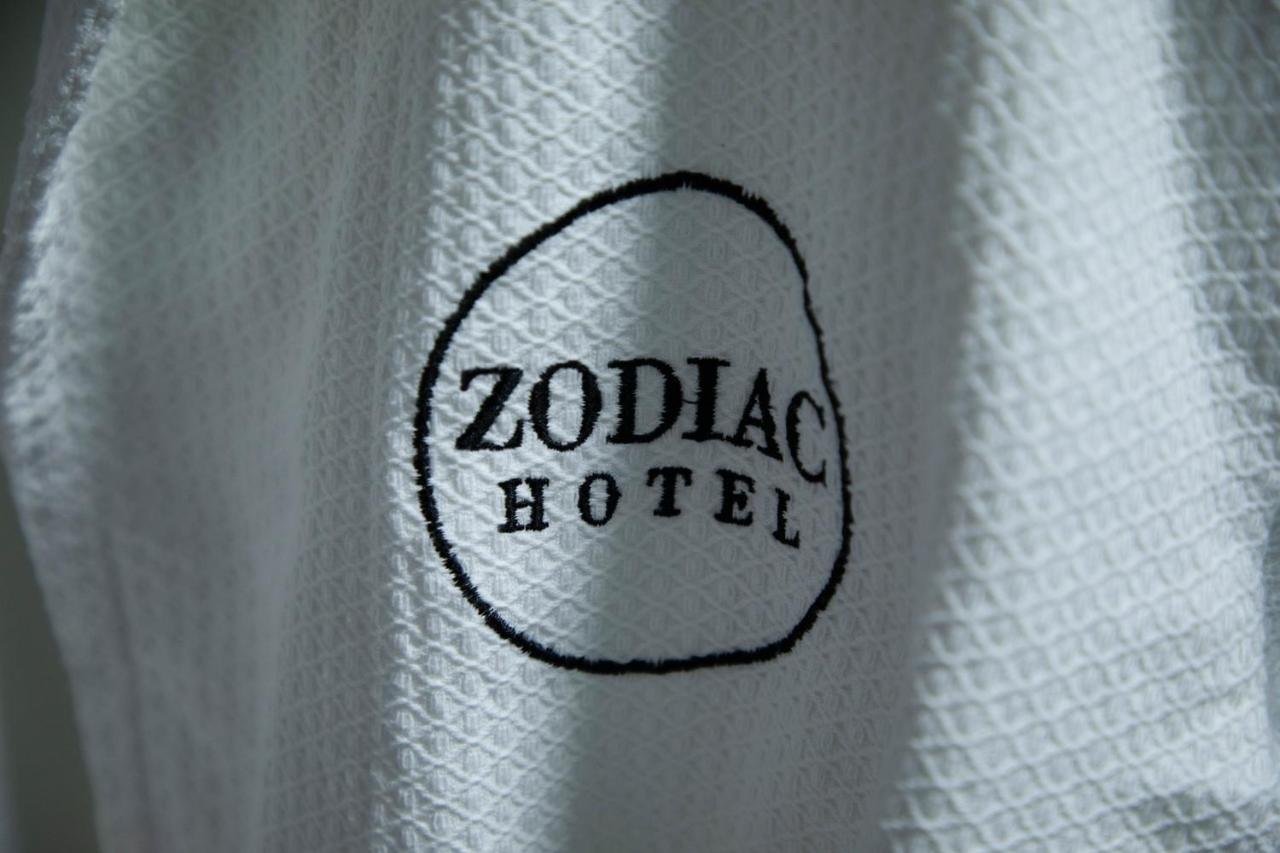 Zodiac Hotel Atyrau Luaran gambar